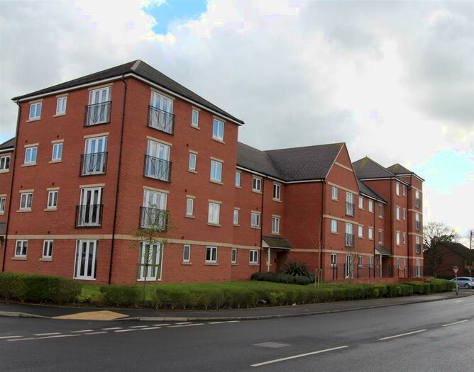 2 Bedroom Apartment To Rent In Marshall Crescent, Stourbridge, DY8