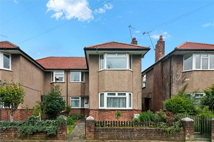 2 Bedroom Maisonette For Sale In Berkeley Close, Ruislip, HA4