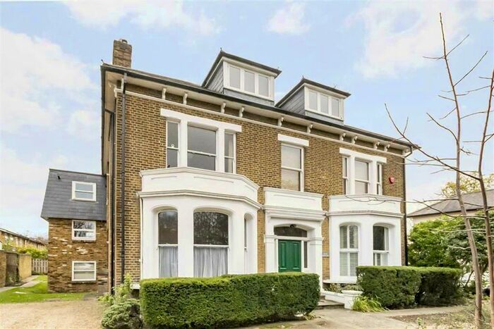 1 Bedroom Flat To Rent In Kew Road, Kew, Richmond, TW9