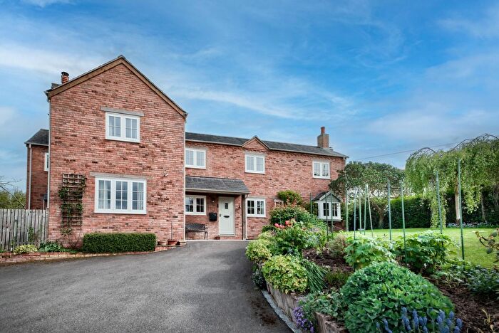 5 Bedroom Detached House For Sale In The Cottage On The Hill, Loxley, CV35