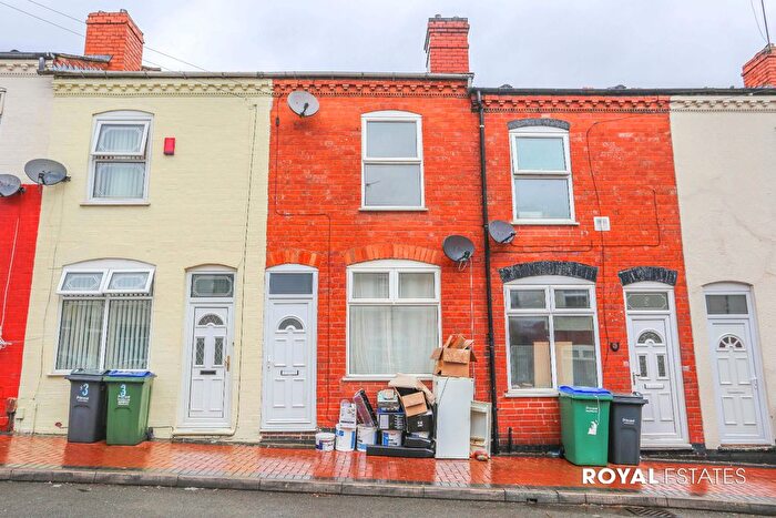 3 Bedroom Terraced House To Rent In Laundry Road, Smethwick, West Midlands, B66