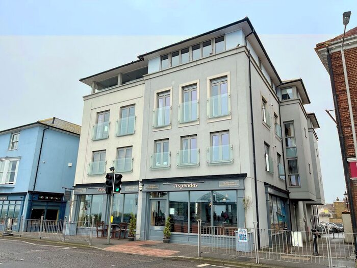 2 Bedroom Flat To Rent In Beach Street, Deal, CT14