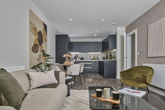 2 Bedroom Flat For Sale In "Saltaire House" At Longhoughton Avenue, Ebbsfleet Garden City, DA10