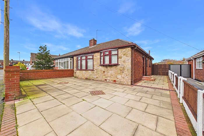 2 Bedroom Semi-Detached Bungalow For Sale In Hawkshead Road, Burtonwood, WA5