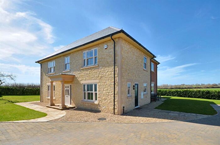 4 Bedroom Detached House For Sale In Rivers Corner, DT10