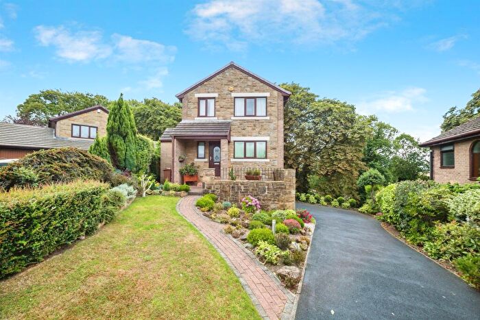 4 Bedroom Detached House For Sale In Earlsmere Drive, Barnsley, S71