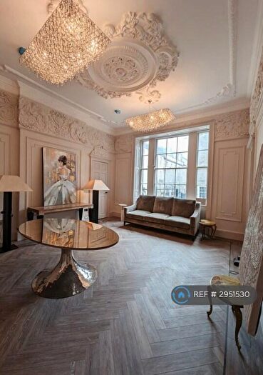 1 Bedroom Flat To Rent In North Castle St, Edinburgh, EH2