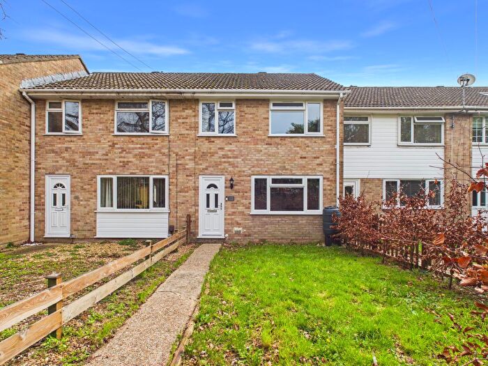 3 Bedroom Terraced House For Sale In Hawkhurst Close, Southampton, SO19