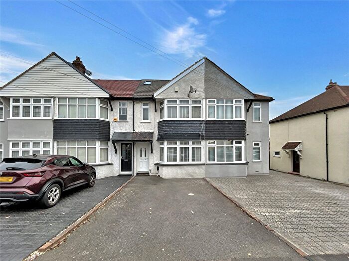3 Bedroom Terraced House For Sale In Sutherland Avenue, Welling, DA16