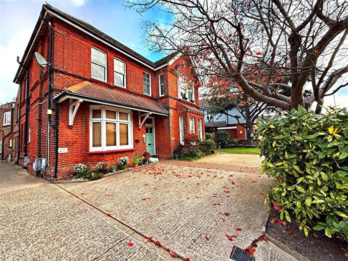 1 Bedroom Flat To Rent In Shelley Road, Worthing, BN11