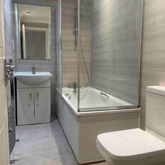 1 Bedroom Flat To Rent In Waddon New Road, Croydon, CR0