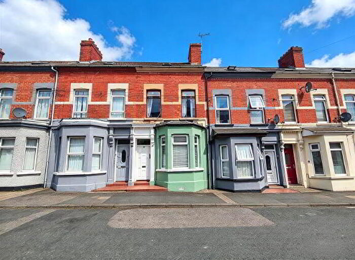 4 Bedroom Terrace House For Sale In Eia Street, Belfast, BT14