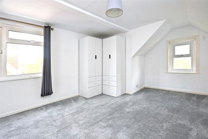 3 Bedroom Flat For Sale In Arlington Road, Eastbourne, BN21