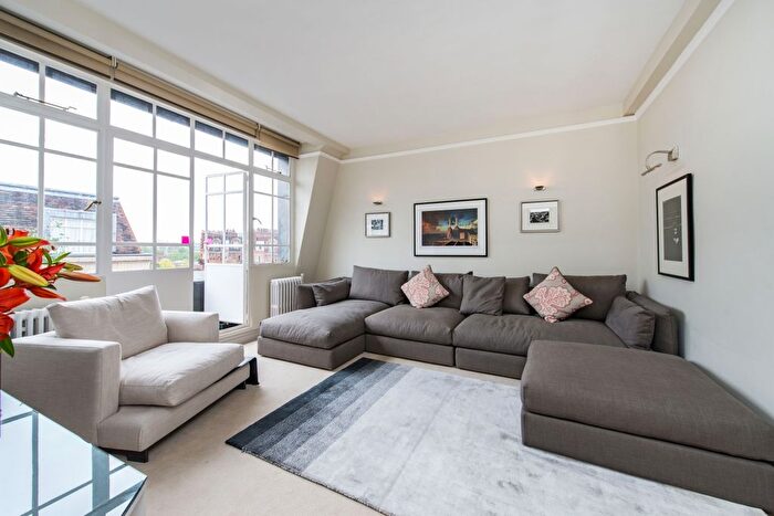 1 Bedroom Flat To Rent In Oakwood Court, London, W14