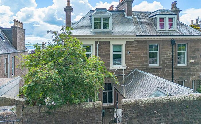 1 Bedroom Flat For Sale In Adelaide Place, Dundee, DD3