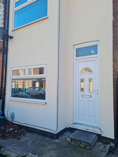 2 Bedroom End Of Terrace House To Rent In Essex Street, Hull, HU4