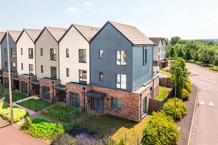 4 Bedroom End Of Terrace House To Rent In Countess Way, Broughton, Milton Keynes, Buckinghamshire, MK10