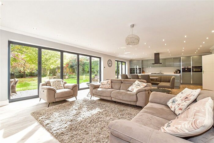 4 Bedroom Detached House For Sale In The Drive, Tonbridge, Kent, TN9