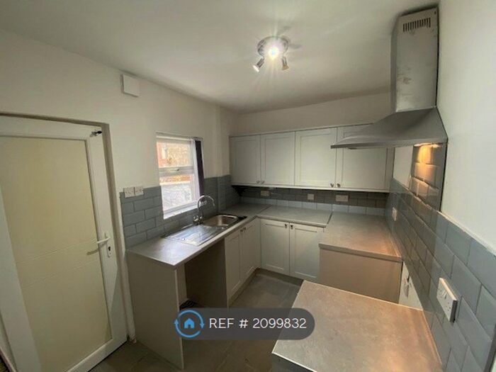 2 Bedroom Terraced House To Rent In Breeze Lane, Liverpool, L9