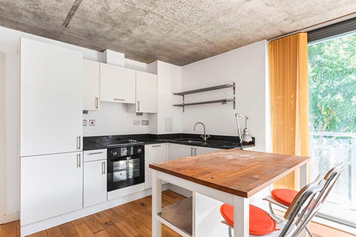 1 Bedroom Flat To Rent In Murray Grove, Hoxton, London, N1