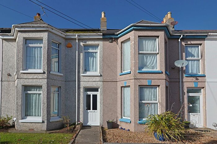 4 Bedroom Terraced House For Sale In St. Stephens Road, Saltash, Cornwall, PL12