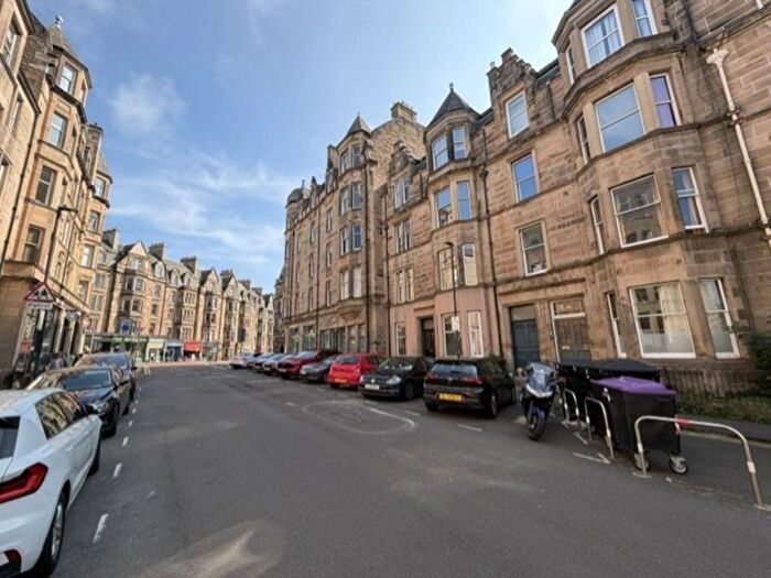 3 Bedroom Flat To Rent In Montpelier Park, Bruntsfield, Edinburgh, EH10