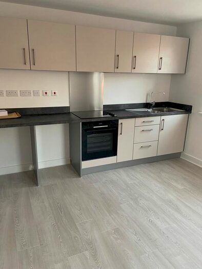 2 Bedroom Semi-Detached House To Rent In Bolton Court, Leeds, Yorkshire, LS14