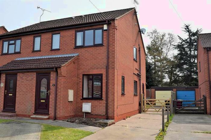2 Bedroom Semi-Detached House To Rent In School Lane, Bonby, DN20