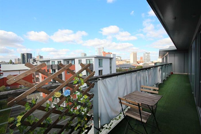 2 Bedroom Apartment To Rent In Skyline, Granville Street, B1