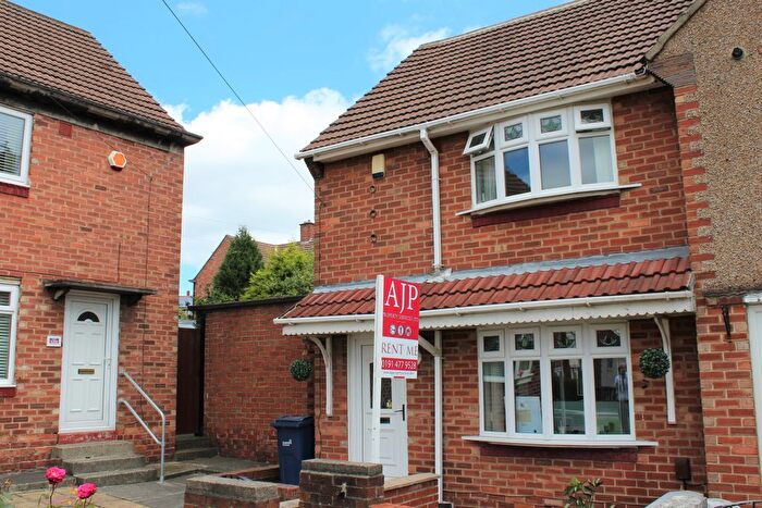 2 Bedroom Semi-Detached House To Rent In Clovelly Road, Sunderland, SR5