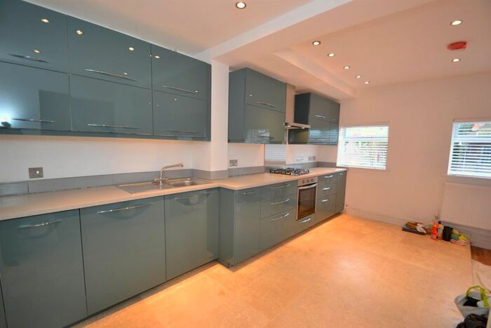 3 Bedroom Terraced House To Rent In Saxon Drive, West Acton, W3