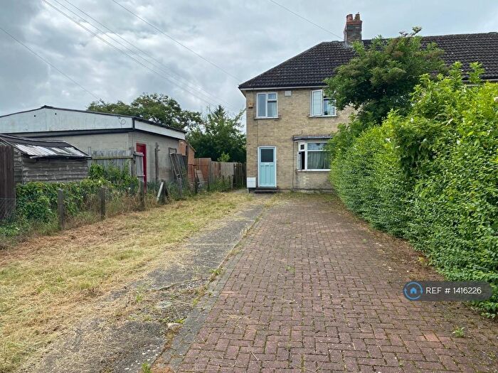 4 Bedroom Semi-Detached House To Rent In Marmora Road, Cambridge, CB1