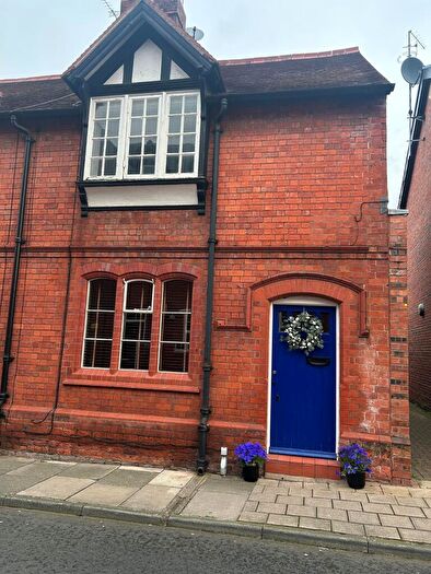 2 Bedroom Semi-Detached House For Sale In Commonhall Street, Chester, CH1