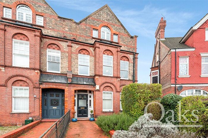 1 Bedroom Flat For Sale In Kingsmead Road, Tulse Hill, SW2