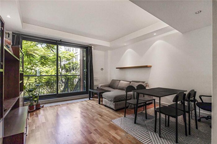 2 Bedroom Apartment To Rent In City Road, London, EC1Y