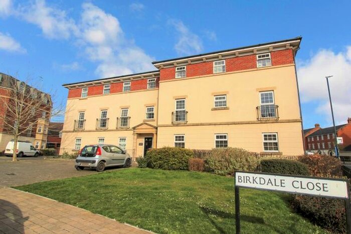 2 Bedroom Flat To Rent In Birkdale Close, Redhouse, Swindon, SN25