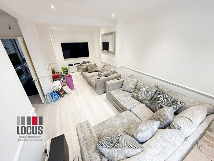 2 Bedroom Terraced House To Rent In Woodstock Crescent, Edmonton, N9