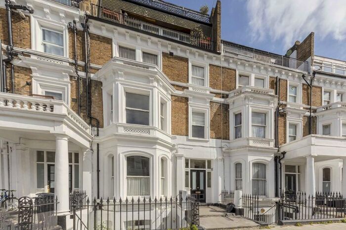 1 Bedroom Flat To Rent In Sinclair Gardens, London, W14
