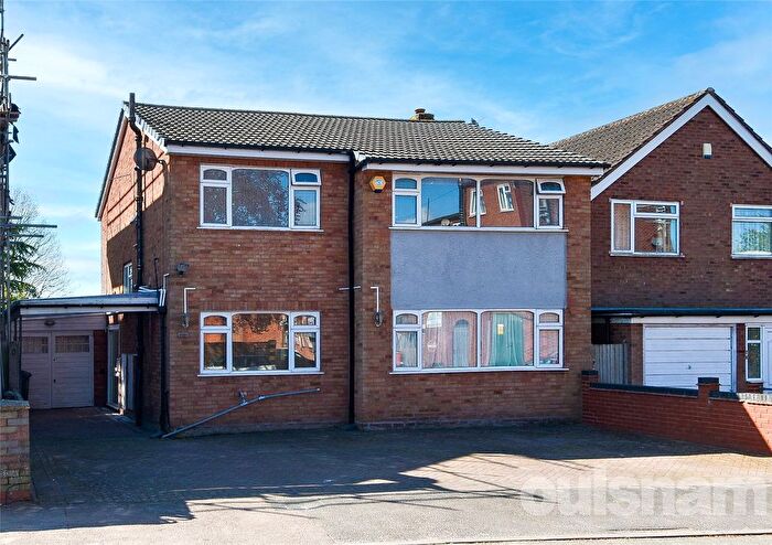 4 Bedroom Detached House For Sale In Mossfield Road, Kings Heath, Birmingham, West Midlands, B14