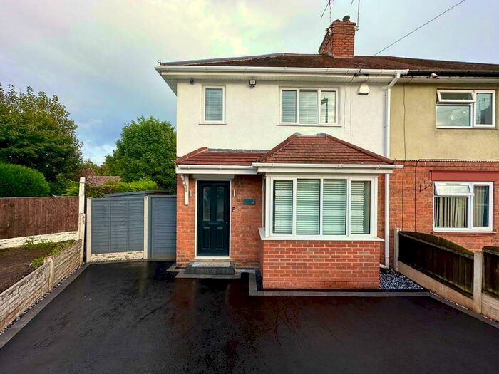 2 Bedroom House To Rent In Ryder Street, Stourbridge, DY8