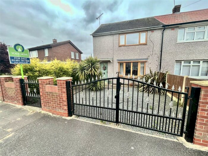 2 Bedroom Semi-Detached House For Sale In Wroots Avenue, Goole, East Yorkshire, DN14