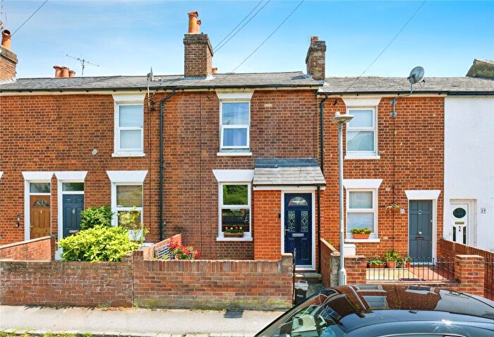 3 Bedroom Terraced House For Sale In Western Road, Reading, Berkshire, RG1