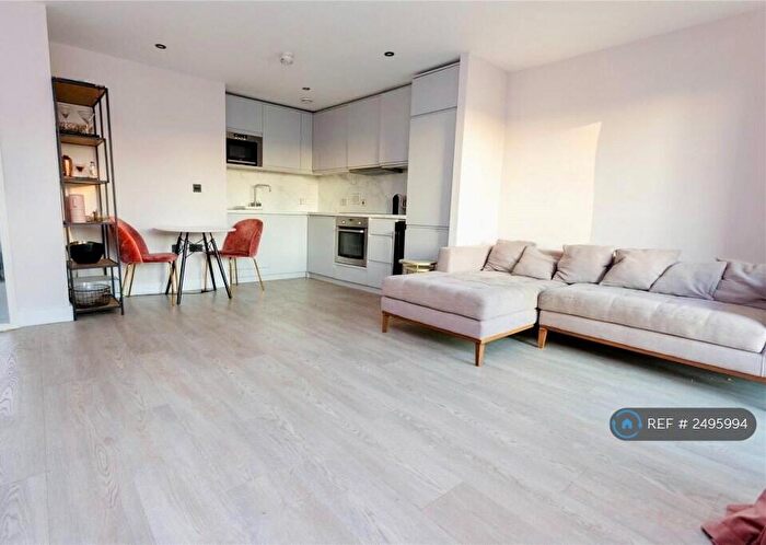 1 Bedroom Flat To Rent In Maple Quays, London, SE16