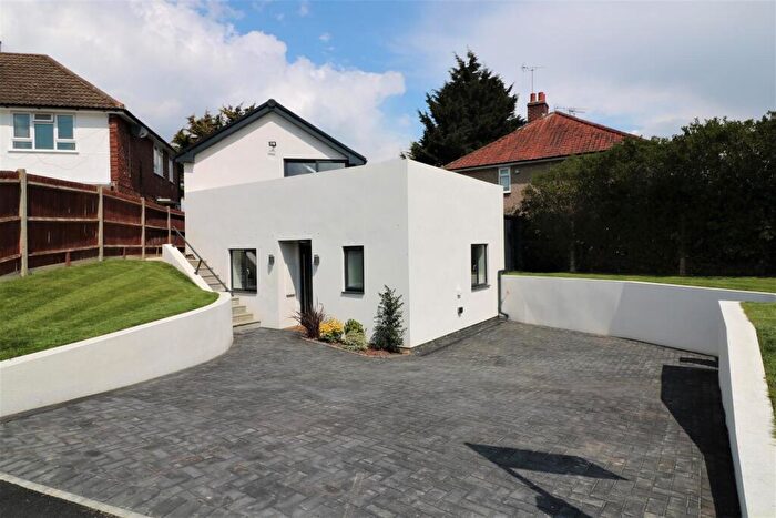 3 Bedroom Detached House To Rent In Romany Lane, Tilehurst, Reading, RG30