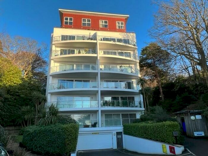 2 Bedroom Apartment To Rent In Phoenix, BH14