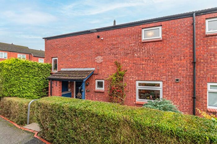 3 Bedroom Semi-Detached House For Sale In Patch Lane, Oakenshaw, Redditch, B98