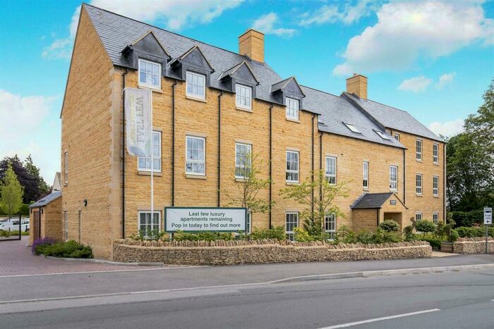 2 Bedroom Apartment For Sale In Willoughby Place, Station Road, Bourton-on-the-Water, Cheltenham, Gloucestershire, GL54