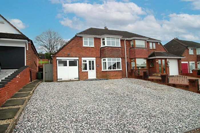 3 Bedroom Semi Detached House For Sale In Mayfield Road, Hasbury, Halesowen, B63