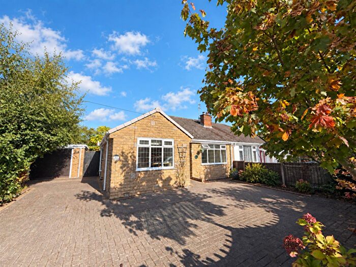 2 Bedroom Semi-Detached Bungalow For Sale In Bridgenorth Road, Pensby, Wirral, CH61