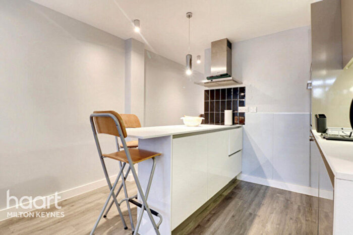 1 Bedroom Apartment For Sale In Upper Third Street, Milton Keynes, MK9